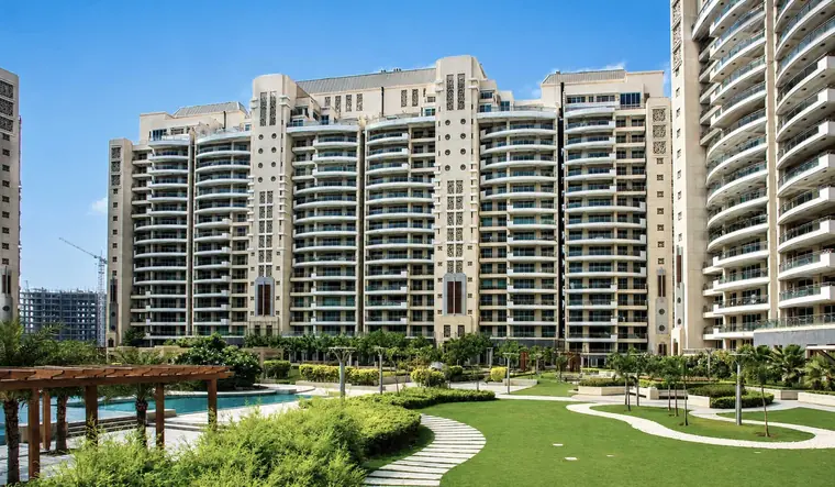 DLF The Aralias, Sector 42, Golf Course Road